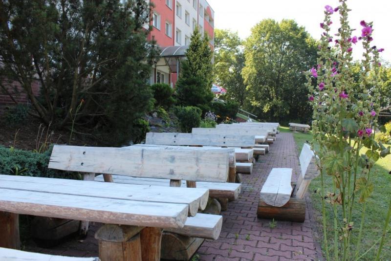 Hotel Na Skarpie Olsztyn  Esterno foto