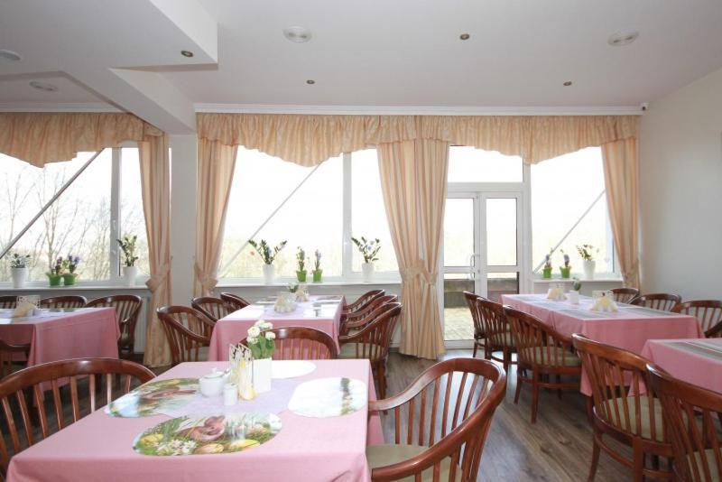 Hotel Na Skarpie Olsztyn  Esterno foto
