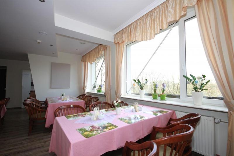 Hotel Na Skarpie Olsztyn  Esterno foto